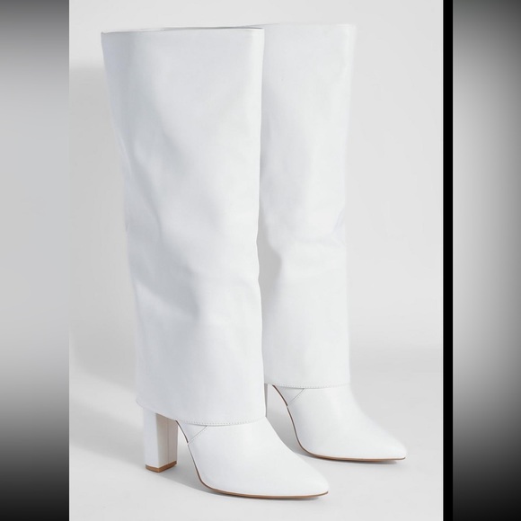 Boohoo white knee-high wide-width fold over leather boots | size 9 - Picture 3 of 7